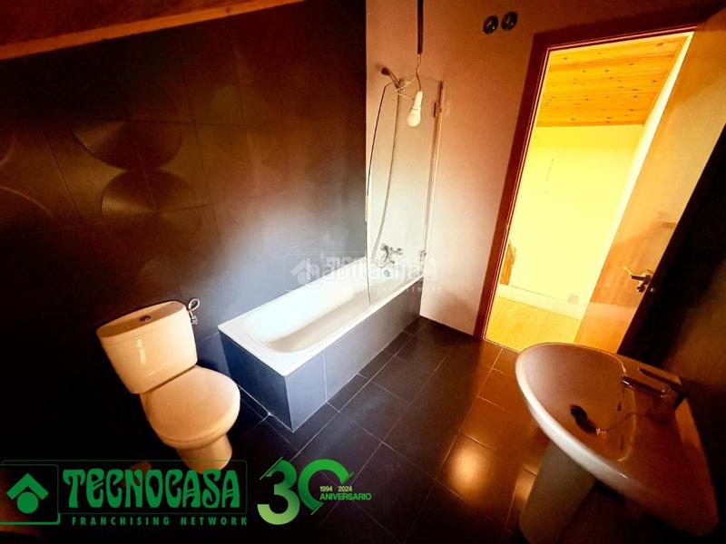 Foto 48189a33-6611-40e6-93c7-952618be2c38. Casa pareada casa en venta en Ajofrín