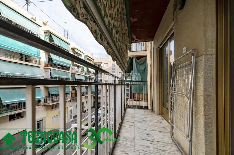 Foto 5dd40bd3-a083-468a-b950-476559fd1871. Appartamento in Carolinas Altas Alicante