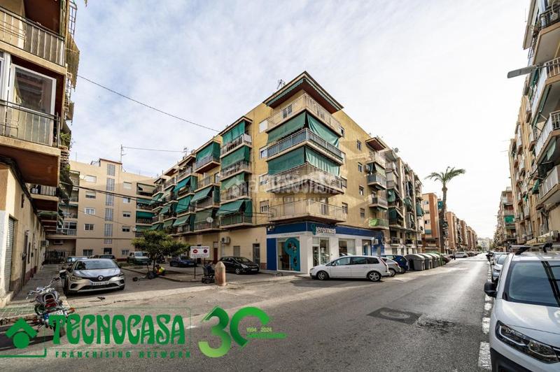 Foto e9ba6073-99fd-4504-8693-e82656fa6271. Appartamento in Carolinas Altas Alicante