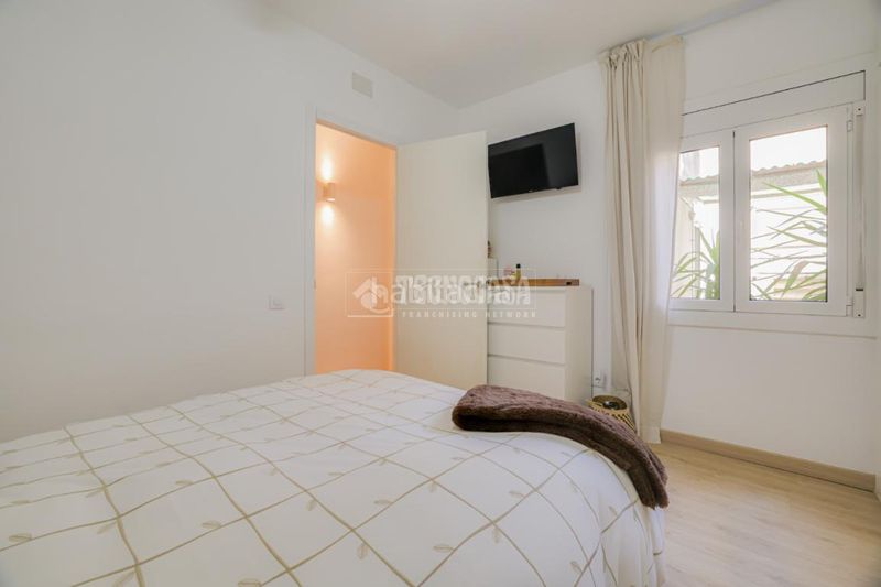 Foto f5613505-449a-4ad4-a5c1-7e60d9e8851c. Pis a La Sagrera Barcelona