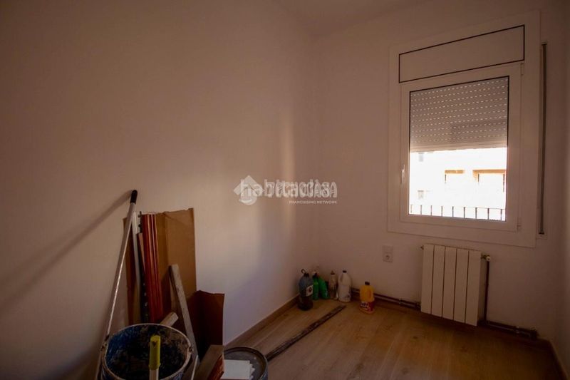 Foto 6d3fd0f8-7aa0-4070-99e3-3f8211f1145d. Pis amb calefacció a La Sagrera Barcelona