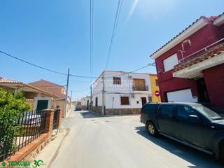 Casa aparellada a Polán. Casa en venta en polán