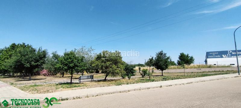 Foto 82e4fd0e-9c3a-4be0-a820-68934fe7207f. Terreny residencial a Mora