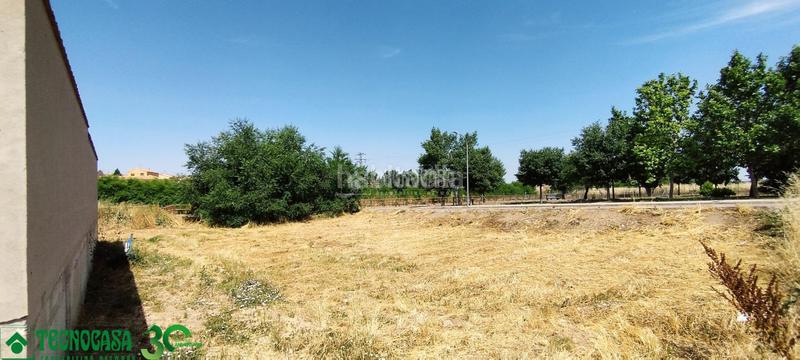 Foto dd85f92d-13d0-4efe-9cf4-8e576c7fdd90. Terreny residencial a Mora