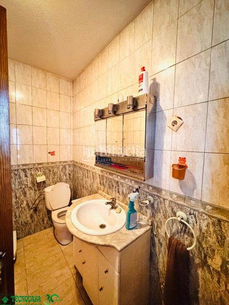 Foto 5f47172e-5195-4204-9b3e-a4e3b5f37d83. Casa aparellada amb calefacció a Burujón