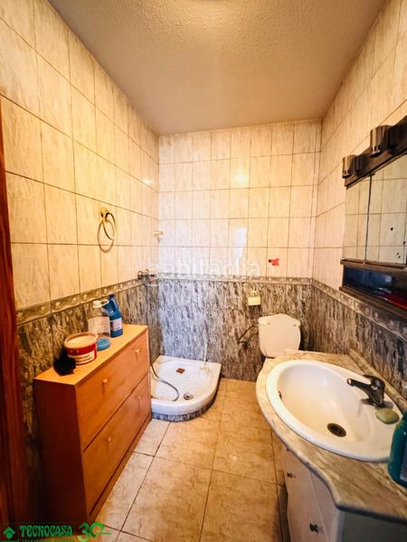 Foto 954a3dd3-d0c2-4a45-87ff-8bb69a0a0d21. Casa aparellada amb calefacció a Burujón