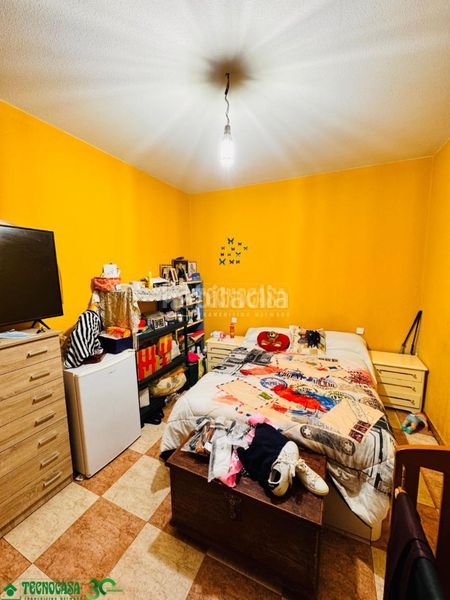 Foto edc9a3f1-4284-4170-8011-394969a55044. Casa aparellada amb calefacció a Burujón