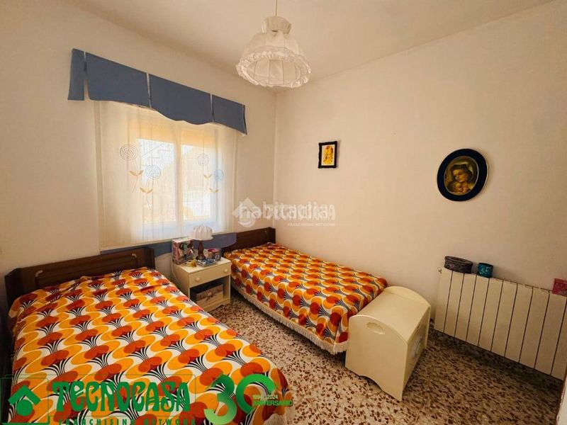 Foto 73b5c099-8693-4194-acc3-ace61eefebc4. Casa aparellada amb calefacció a Polán