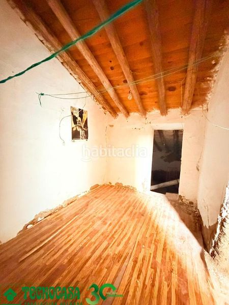 Foto a0b2a8c9-2f2b-4054-92b4-5c28fe7319a5. Casa  en venta en Burujón
