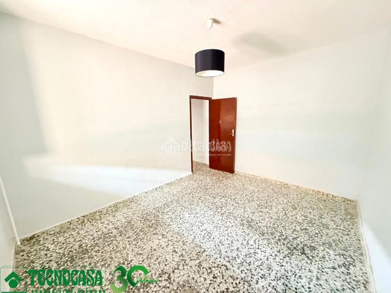 Foto ab5bd4c5-d70d-4e0c-a487-1aa72e9e2c57. Casa  en venta en Burujón