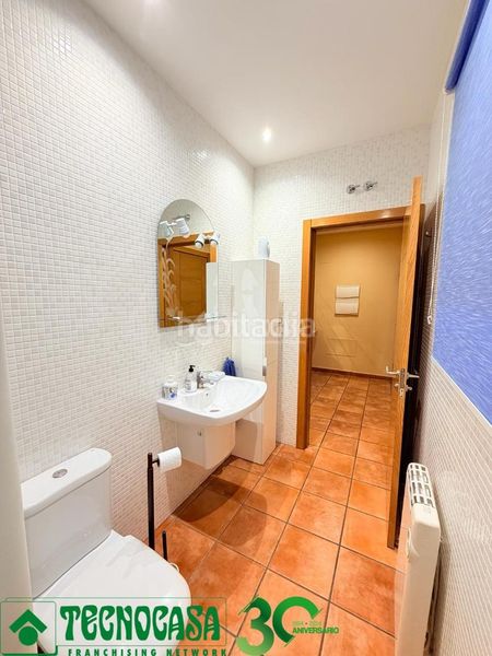 Foto a04fb516-3241-4d3f-a998-a4794b6b2cfb. Casa aparellada amb calefacció aparcament a Burujón