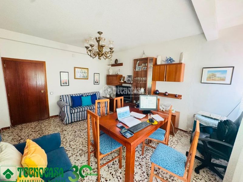 Foto ea027f9c-bab3-4f39-b12c-05ea12d02050. Piso  en venta en Burujón