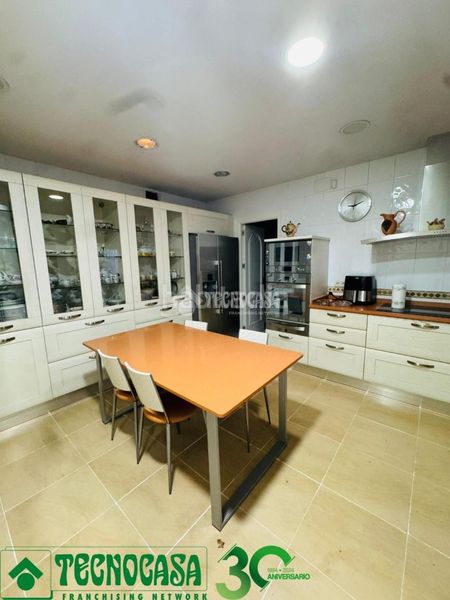 Foto 449e8ccd-4468-4e50-bbef-88876eb14d23. Casa amb calefacció a Polán