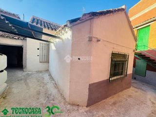 Casa aparellada a Pulgar. Casa en venta en pulgar