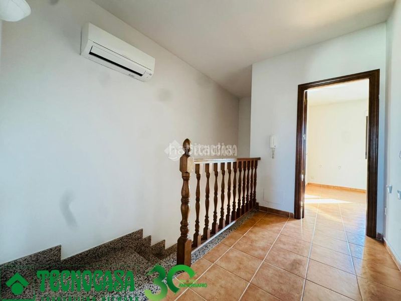 Foto 2cfb3036-1831-4541-9334-cf3d987066a9. Casa aparellada a Polán
