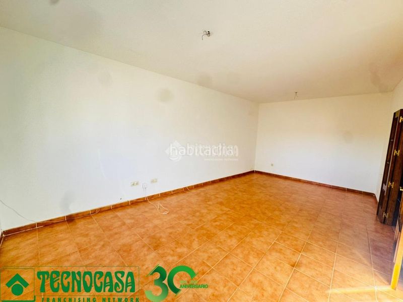Foto 544c645e-47d7-491b-ac3d-8d21daa013d5. Casa aparellada a Polán