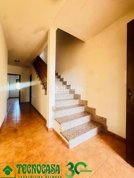 Foto 5961bd92-2e4e-4f7b-9a60-9c4bc6c28e84. Casa aparellada a Polán