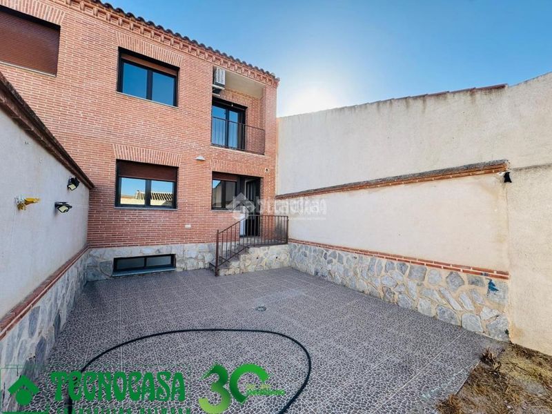 Foto 62090ec5-a609-474b-aa08-713c92e8eecc. Casa aparellada a Polán