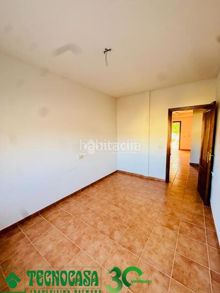 Foto 7764d7f2-41f3-49cb-8fdb-76c5becd3d95. Casa aparellada a Polán