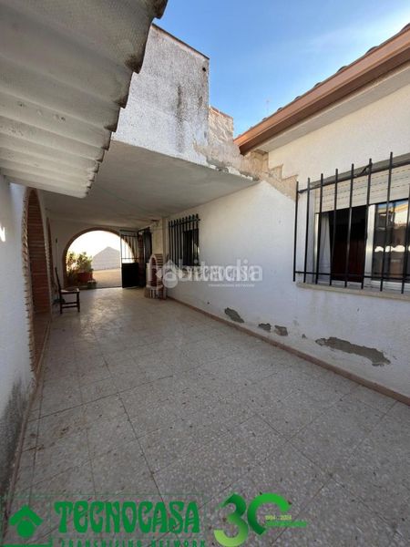 Foto 1cd5b5c5-0031-4a39-ba29-830444c38a9b. Casa aparellada a Polán