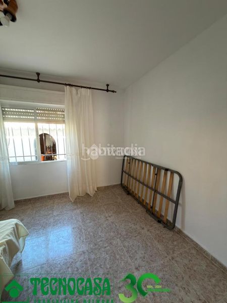 Foto 21777773-cc1a-4f53-bc3c-d5ec12a1173e. Casa aparellada a Polán