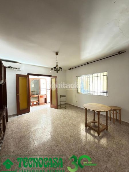 Foto 95ae355b-4341-4ef6-bd46-2981636d232f. Casa aparellada a Polán