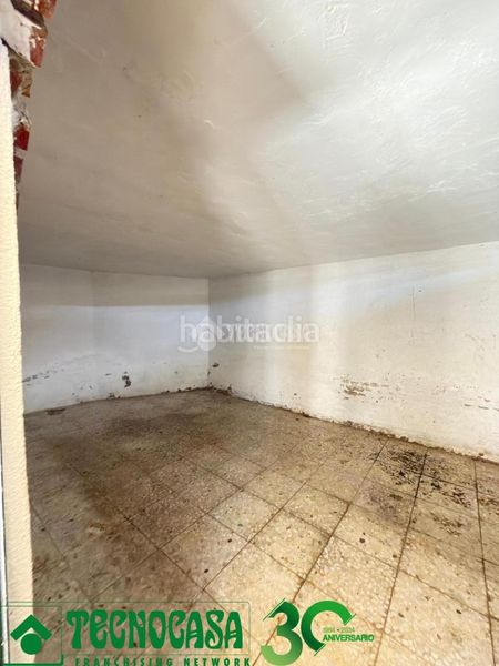 Foto c654c7a0-5bc0-400f-bfd3-f4f050d704f1. Casa aparellada a Polán