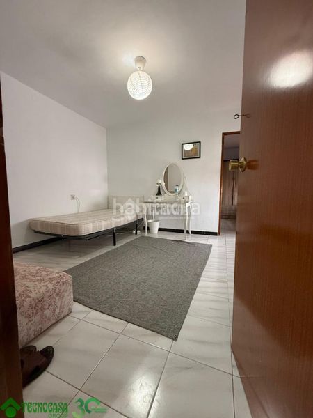 Foto b5cd95f2-a944-41fb-9d8d-ec9e6432d496. Casa pareada casa en venta en Santa Cruz de la Zarza