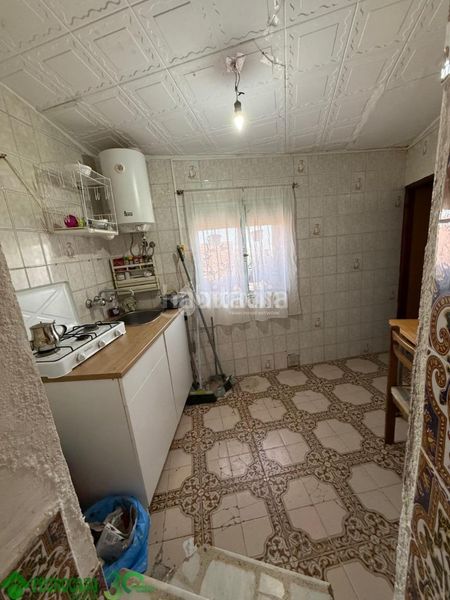 Foto dc4145d9-1f37-4ce9-994e-d569688cbc8a. Casa pareada casa en venta en Santa Cruz de la Zarza