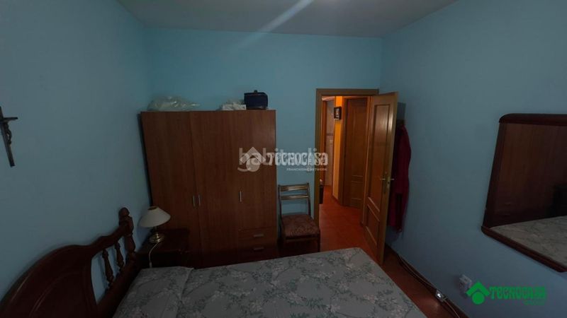 Foto f5c91744-cf47-4816-9f96-902590eb6263. Casa amb calefacció aparcament piscina a Illana