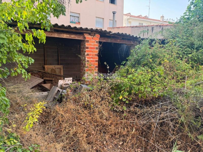 Foto f3d1aaf5-2f3a-4cb1-a042-5fd595dbbe04. Terreny residencial a Tarancón