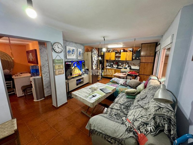 Foto 09d9a2de-39e6-4dcb-9909-bffa9606e1da. Casa aparellada a Tarancón