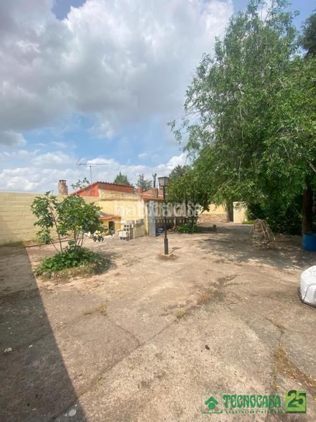 Foto 5dcd59ae-f6a7-4838-83d2-cd8a8702aeb5. Casa  en venta en Barajas de Melo