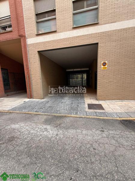 Foto 5c0cd68d-d637-42ff-b6b5-ff8fc49818c0. Alquiler parking coche boxplaza de garaje en alquiler en Tarancón
