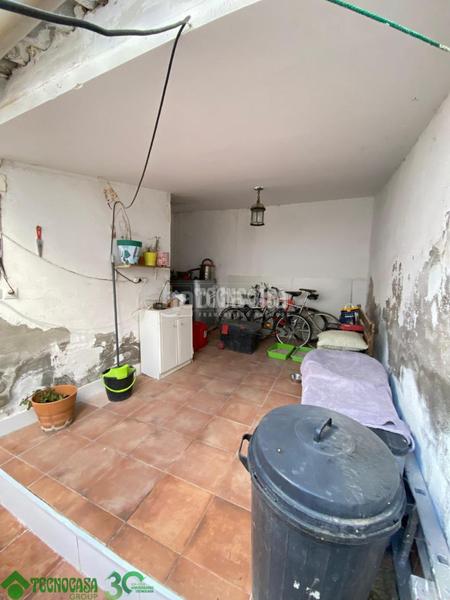 Foto 3f0d2fa6-2798-4e9a-ae38-49219cd27768. Casa aparellada amb calefacció a Uclés