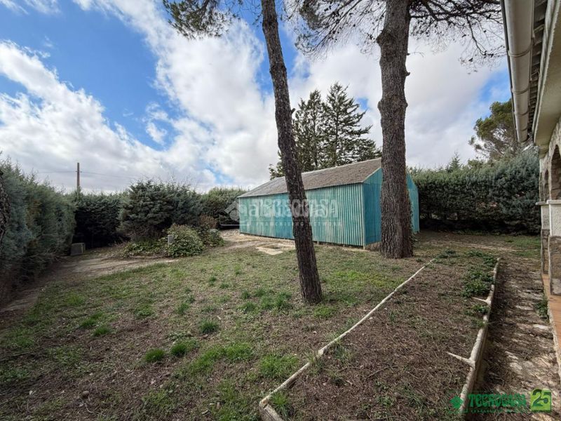 Foto a0e5aa5f-3a2f-41bc-8f2f-c412cc2e7e4b. Casa amb calefacció piscina a Villar de Cañas