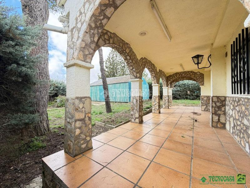 Foto f665b726-e690-4135-a7d1-c3ee22ceef5e. Casa amb calefacció piscina a Villar de Cañas