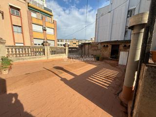 Casa aparellada a Congrés - Indians. Casa en venta en barcelona