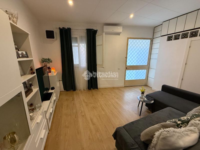 Foto d7f81c2b-a6b9-482a-b426-38666f88d0e4. Pis a La Font d´en Fargues Barcelona