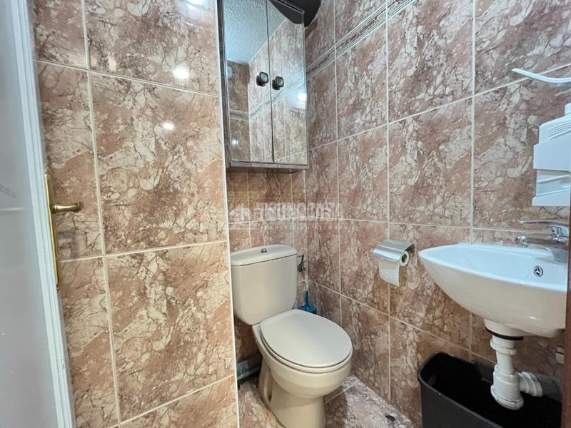 Foto 35ac2332-4b45-4f2e-84f0-0e4a3abb1c22. Local comercial  en venta en Parque Lisboa-La Paz Alcorcón