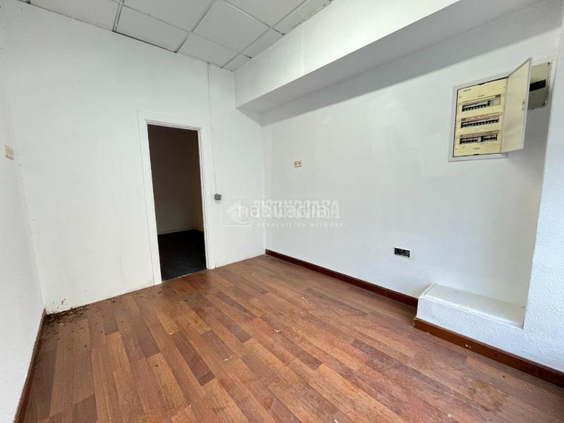 Foto bd2f1ebe-1266-4f16-9382-cc0d4585ff5c. Local comercial  en venta en Parque Lisboa-La Paz Alcorcón