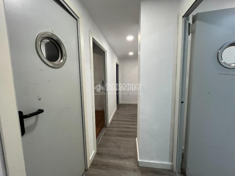 Foto fc82b084-e286-4767-ad8d-aad23ed30c96. Local comercial  en venta en Parque Lisboa-La Paz Alcorcón