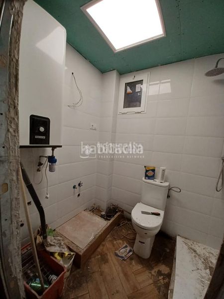 Foto 0236b2ed-b1af-4441-a6db-b2a7e061e765. Local comercial amb calefacció a Casco Antiguo Alcorcón