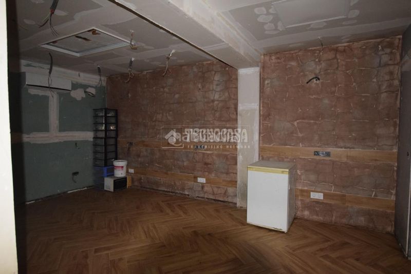 Foto a4530637-f776-4699-839d-1ccb7164621f. Local comercial amb calefacció a Casco Antiguo Alcorcón