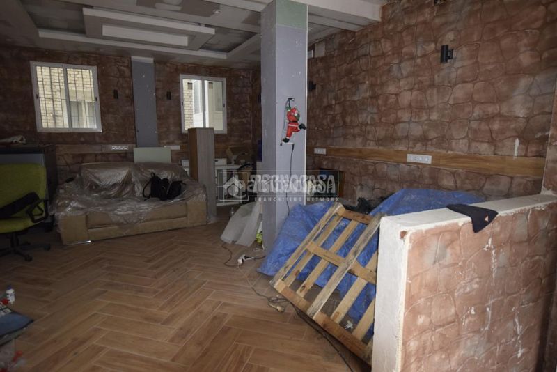 Foto bc6d14a0-dd6b-49bc-b177-fb19e196fe5f. Local comercial amb calefacció a Casco Antiguo Alcorcón