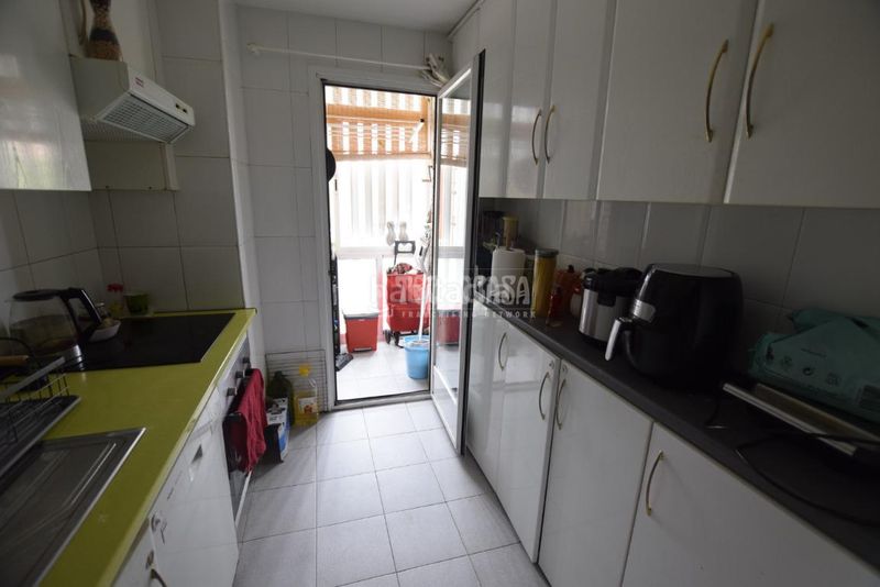 Foto 36212d67-1bf8-4f8d-8ec2-56deb774e335. Pis amb piscina a Prado de Santo Domingo Alcorcón