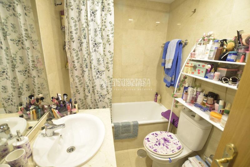 Foto 64a628db-b07e-4cfc-890f-6b2066d2b1b2. Pis amb piscina a Prado de Santo Domingo Alcorcón