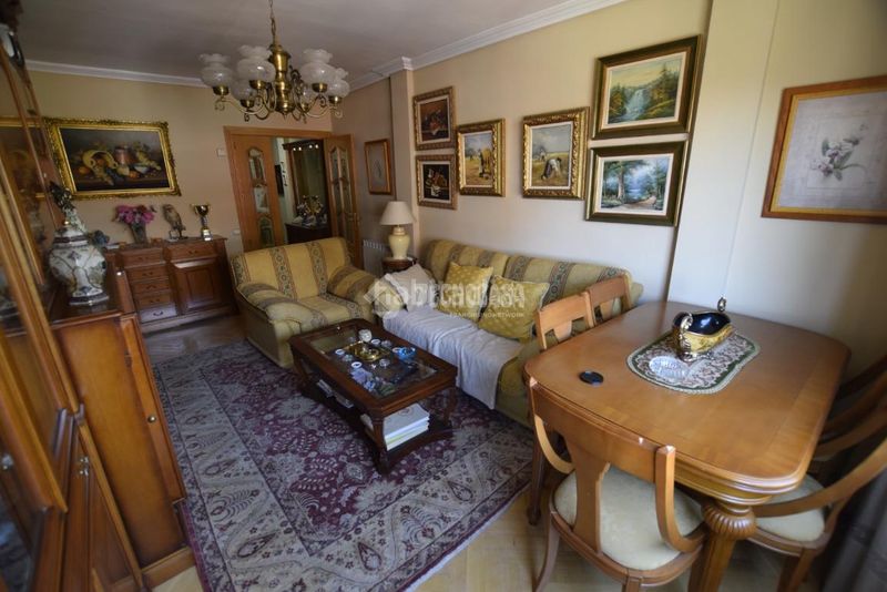 Foto aa623ec1-5a46-4f2b-b31a-77afe0d2fdb2. Etagenwohnung mit heizung in Casco Antiguo Alcorcón