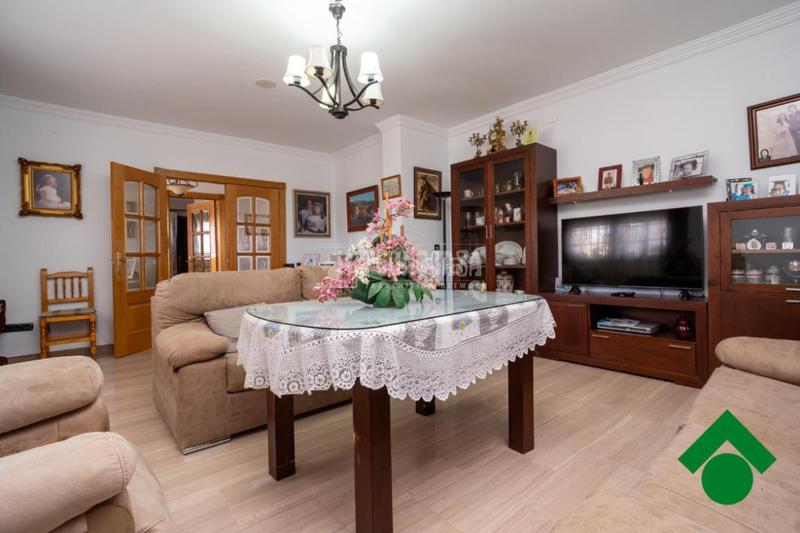 Foto bbd72aa6-6e73-4ab3-9388-41162f2a20d0. Casa amb aparcament a Moraleda de Zafayona