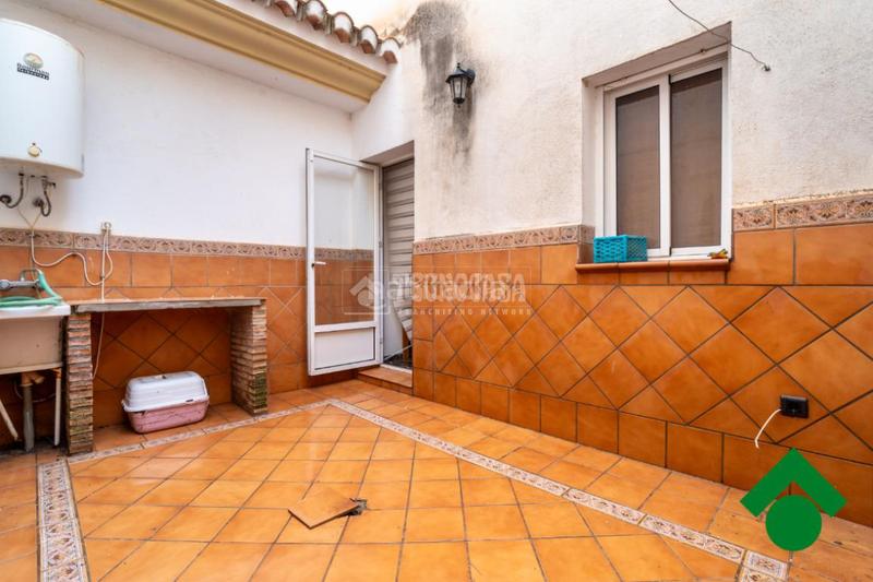 Foto 8b4a0527-ce6b-4e90-914f-7c354a8a3b1c. Maison jumelée avec parking dans Moraleda de Zafayona